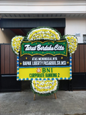Papan Bunga Duka di Tanjung Palas Timur