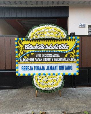 Papan Bunga Duka di Tanjung Palas Timur