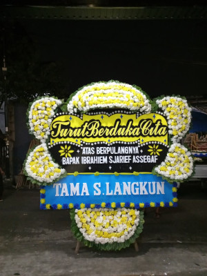 Papan Bunga Duka di Tanjung Palas Timur